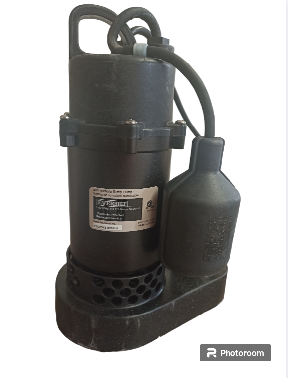 BOMBA SUMERGIBLE EVERBILT 1/3HP 38 GAL/MIN NUEVA