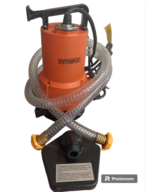 BOMBA SUMERGIBLE 2 EN 1 EVERBILT 1/4HP 26 GAL/MIN NUEVA