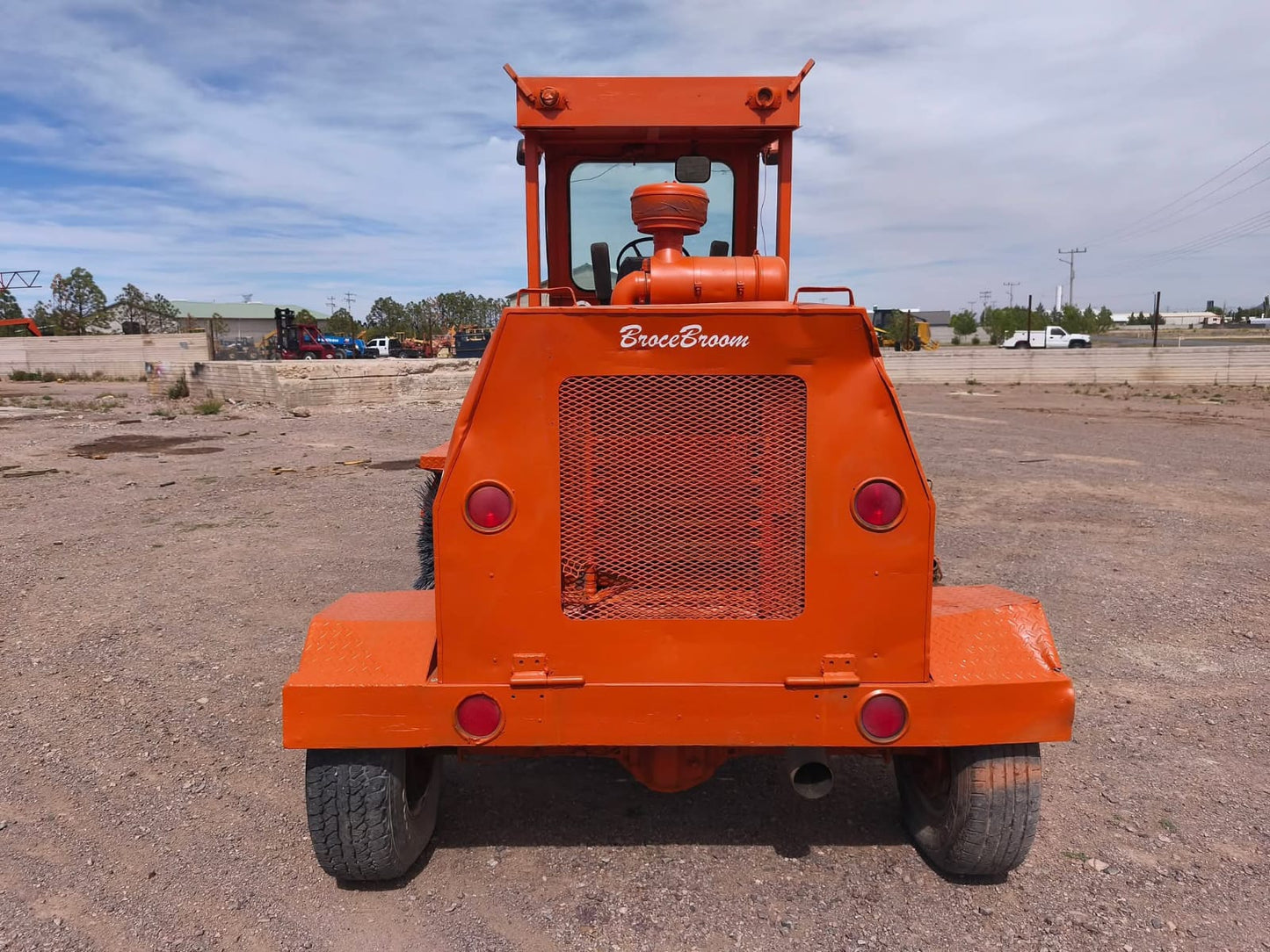 BARREDORA USADA BARREDORA BROCE RJ 300